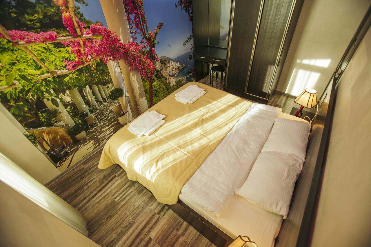 Aparthotel Viva Blue Batumi Exterior foto